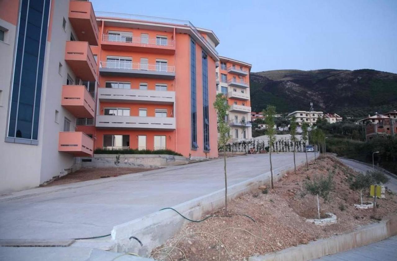 Sea View Apartment Влёра Экстерьер фото