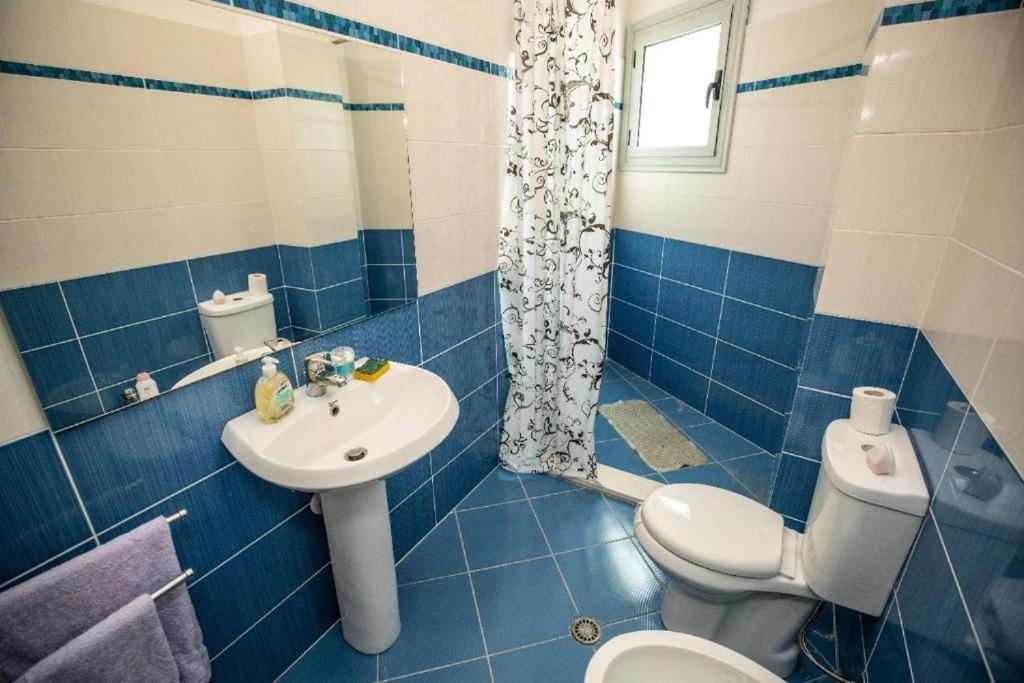 Sea View Apartment Влёра Экстерьер фото
