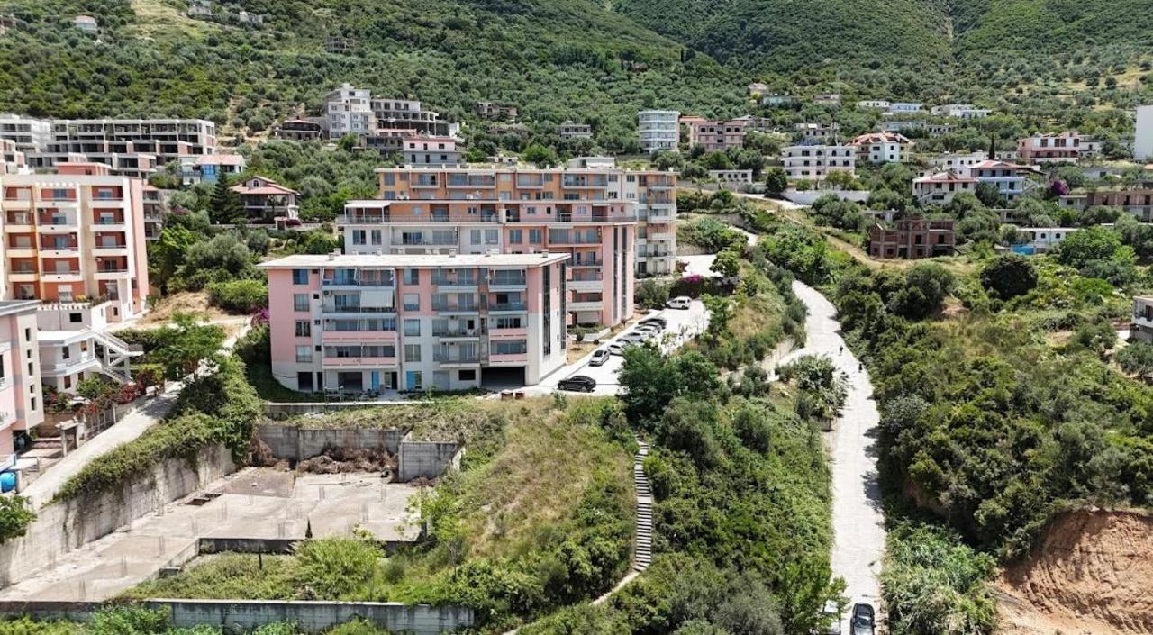 Sea View Apartment Влёра Экстерьер фото
