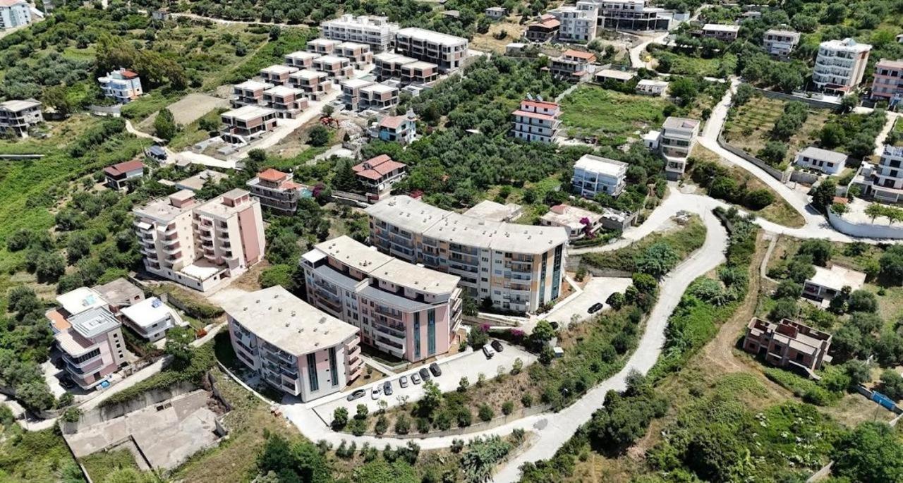 Sea View Apartment Влёра Экстерьер фото