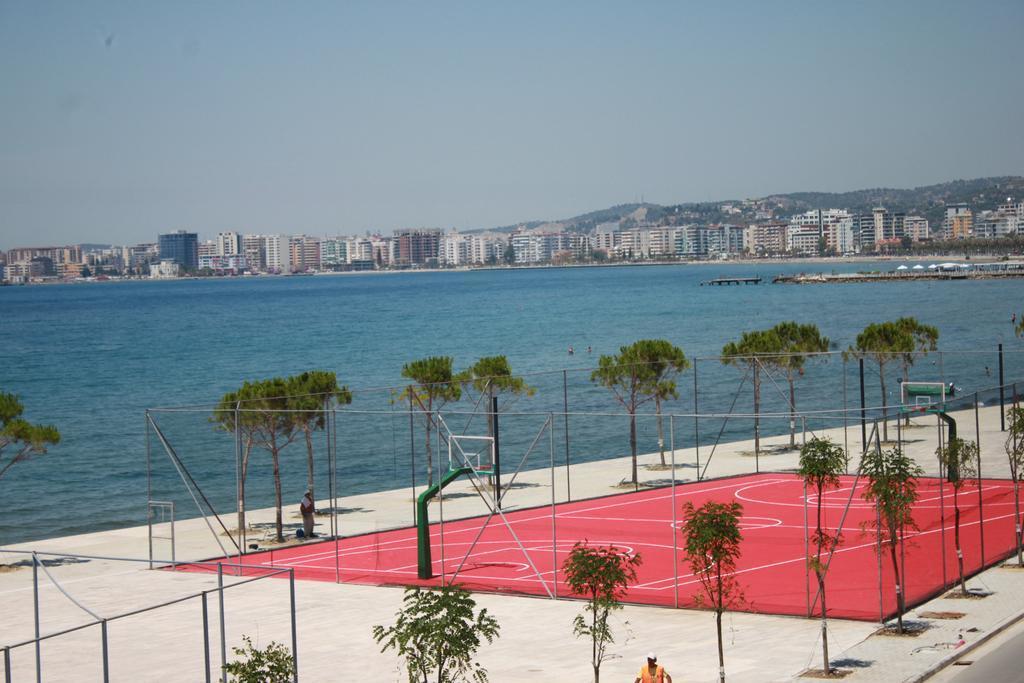 Sea View Apartment Влёра Экстерьер фото